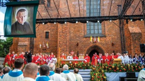 Nowy błogosławiony przemawia dziś z ambony swojego ofiarowanego życia POL-006 Nowy błogosławiony przemawia dziś z ambony swojego ofiarowanego życia POL-006