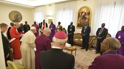 O Papa Francisco, o Primaz anglicano Welby e o presidente Chalmers no encontro em Santa Marta com os chefes políticos do Sudão do Sul, a 11 de abril de 2020