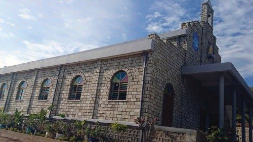Para a bênção de uma catedral em Madagáscar POR-018 Para a bênção de uma catedral em Madagáscar POR-018