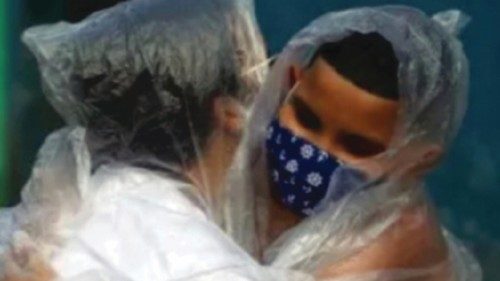 Vacinas para todos, uma esperança para acabar com a pandemia POR-034 Vacinas para todos, uma esperança para acabar com a pandemia POR-034
