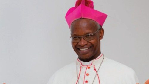  Faleceu o cardeal ganense Richard Kuuia Baawobr  POR-048