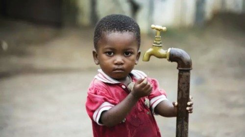 A água não é mercadoria mas direito e bem comum POR-042 A água não é mercadoria mas direito e bem comum POR-042