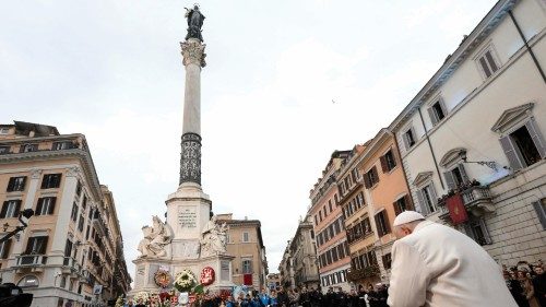 Pelas mães que choram os filhos mortos devido à guerra e ao terrorismo e pelas mulheres vítimas ... Pelas mães que choram os filhos mortos devido à guerra e ao terrorismo e pelas mulheres vítimas ...