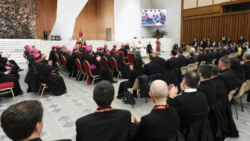 «Não vos canseis de ser misericordiosos e não tenhais medo de ser ternos» POR-007 «Não vos canseis de ser misericordiosos e não tenhais medo de ser ternos» POR-007