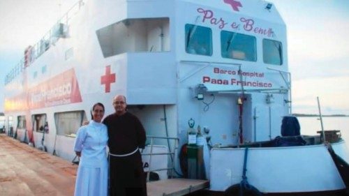 Num barco a esperança e a consolação de Cristo POR-012 Num barco a esperança e a consolação de Cristo POR-012