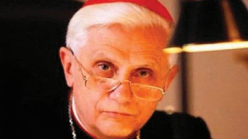 Assim Ratzinger distinguia entre sobrenaturalidade e frutos espirituais POR-021 Assim Ratzinger distinguia entre sobrenaturalidade e frutos espirituais POR-021