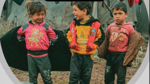 Não aos “muros” contra os migrantes POR-023 Não aos “muros” contra os migrantes POR-023