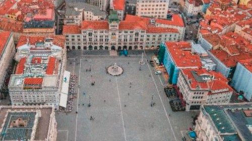 A Trieste a 7 de julho para a Semana social dos católicos italianos POR-024 A Trieste a 7 de julho para a Semana social dos católicos italianos POR-024