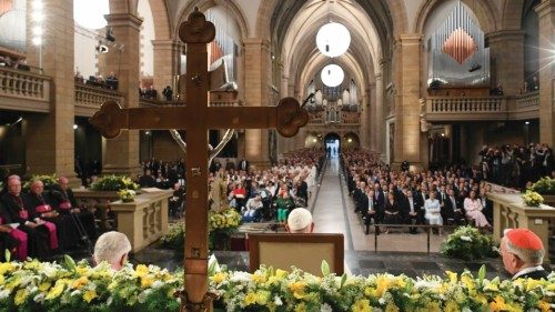 O espírito do Evangelho não admite exclusões POR-040 O espírito do Evangelho não admite exclusões POR-040