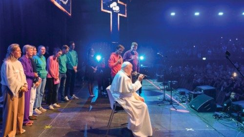 Uma mini Jmj no sinal da fraternidade POR-040 Uma mini Jmj no sinal da fraternidade POR-040