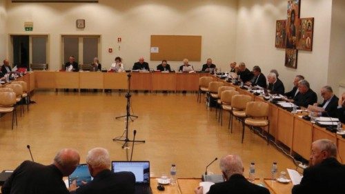 Sínodo, proteção de menores e adultos vulneráveis e Jubileu POR-046 Sínodo, proteção de menores e adultos vulneráveis e Jubileu POR-046